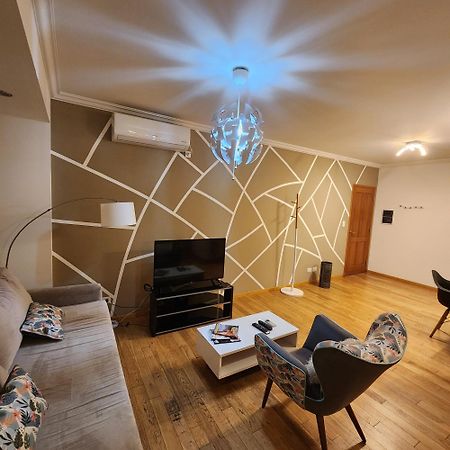 Deluxe Reyes Catolicos Apartment Салта Екстериор снимка